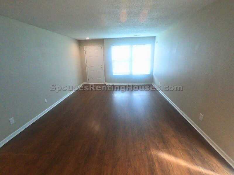 6639 Stanhope Dr - Photo 4 of 17