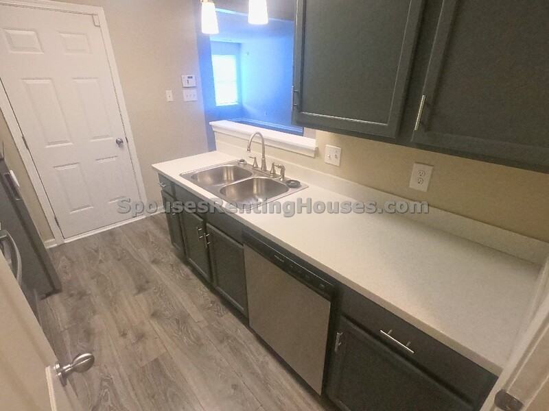 6639 Stanhope Dr - Photo 7 of 17