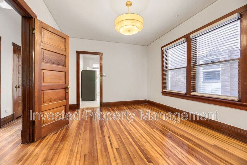 632 S Grant St - Photo 5 of 18