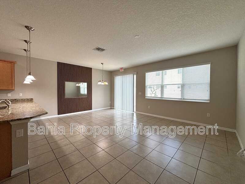 5110 Adelaide Dr - Photo 7 of 24