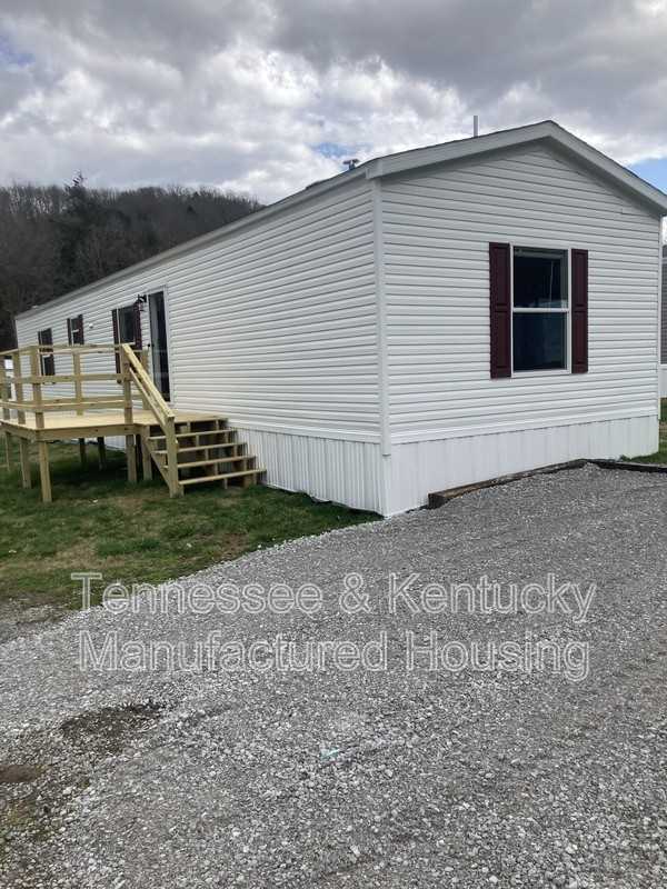 333 Hillsdale Estates Ln - Photo 2 of 9