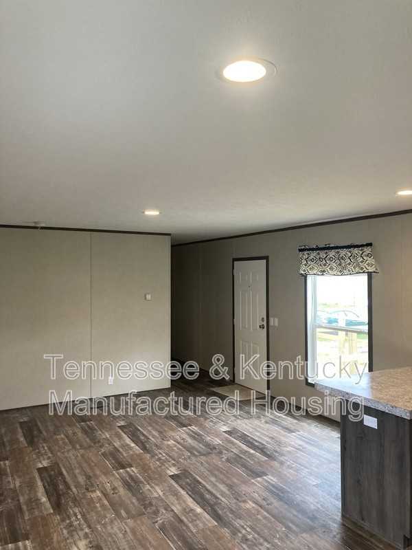 333 Hillsdale Estates Ln - Photo 6 of 9