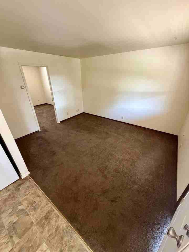 Oakwood Apartments* - Photo 3 of 23