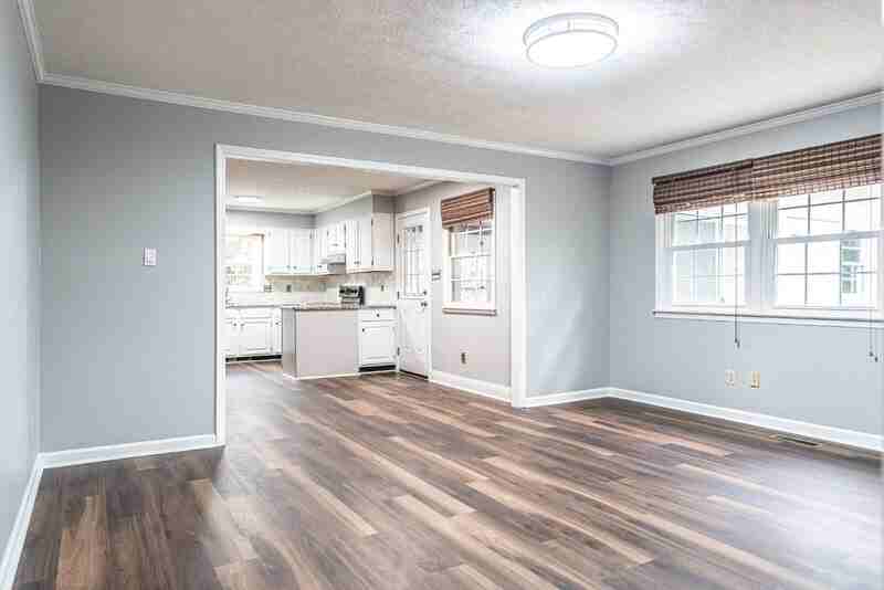 120 Fox Hunt Ln - Photo 7 of 34