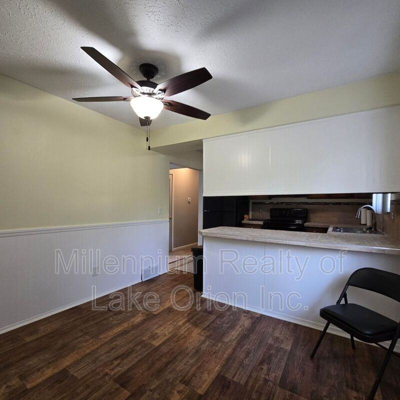 730 Harry Paul Dr - Photo 6 of 35