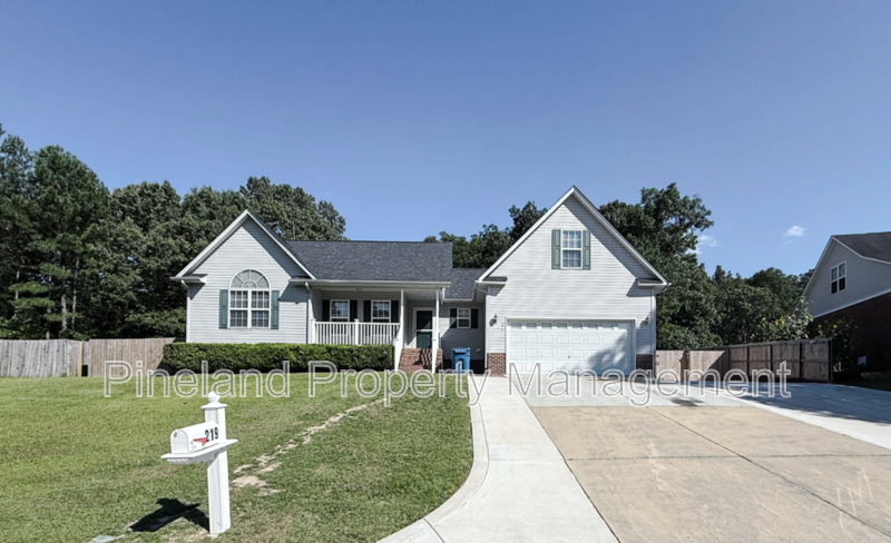 219 Woodland Dr