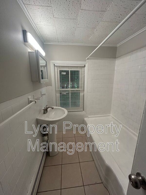 12 Oil Mill Ln #2ndFL2A - Photo 5 of 11