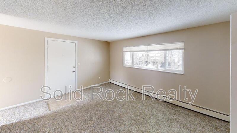 2909 Sage St - Photo 4 of 12