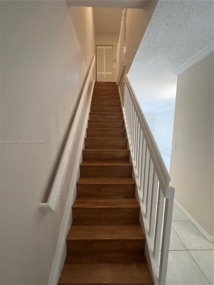 2336 Southeast 24th Avenue #2336 - Photo 4 of 14