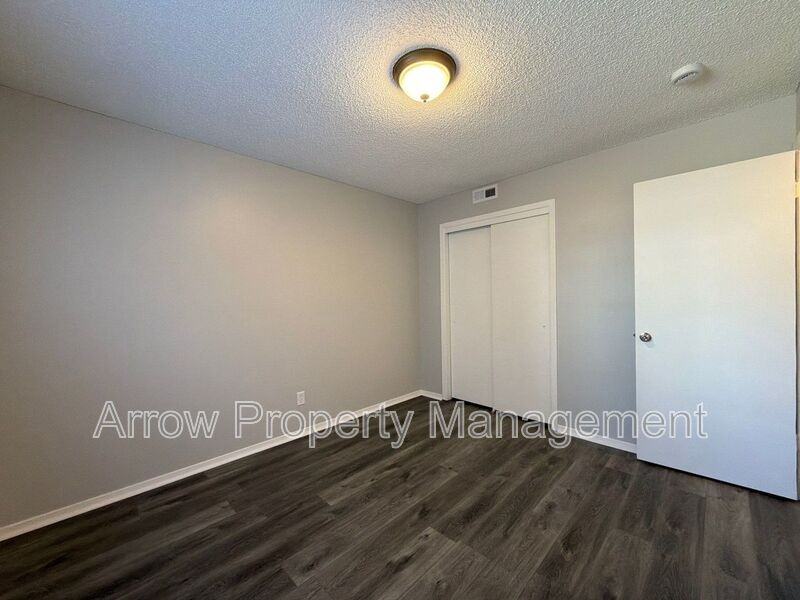 729 H St #2 - Photo 6 of 9