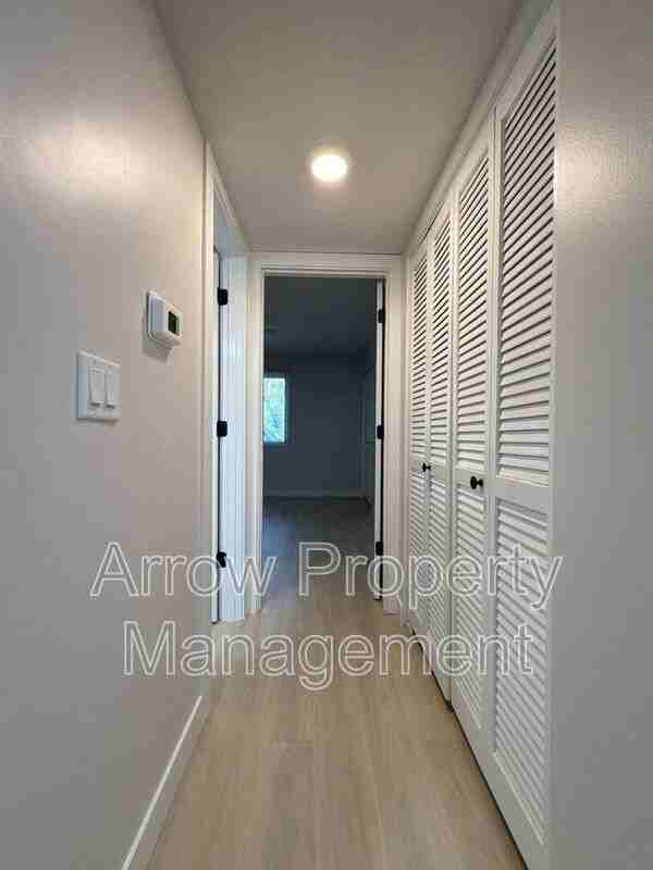 3629 N 60th St #15 - Photo 6 of 10