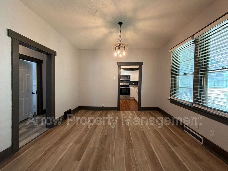 845 S 29th St #1 - Photo 5 of 16