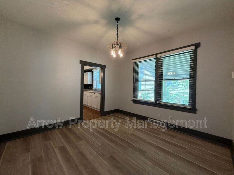 845 S 29th St #1 - Photo 6 of 16