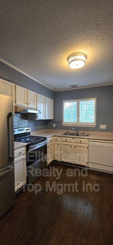 3001 Heathstead Pl - Photo 2 of 17