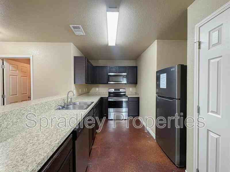 1512 Brady Way - Photo 6 of 15