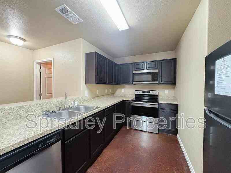 1512 Brady Way - Photo 7 of 15