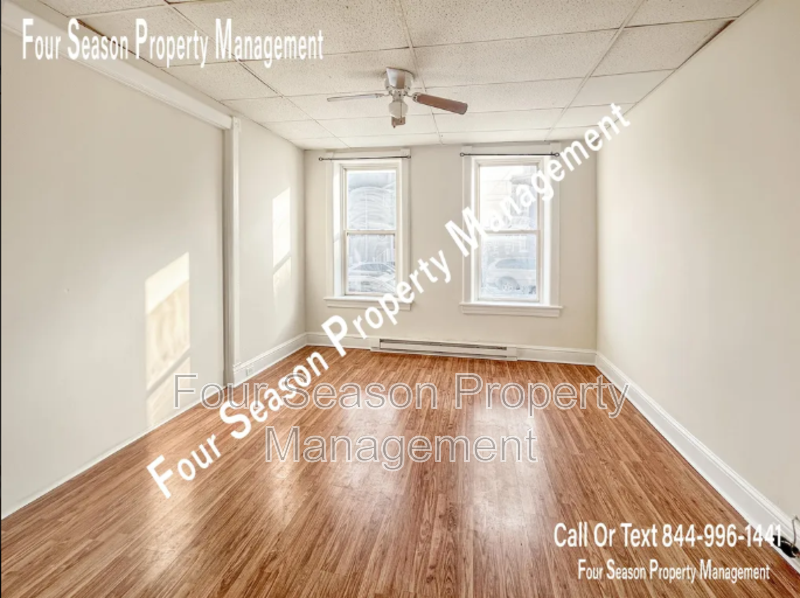 616 W Franklin St #1 - Photo 2 of 20