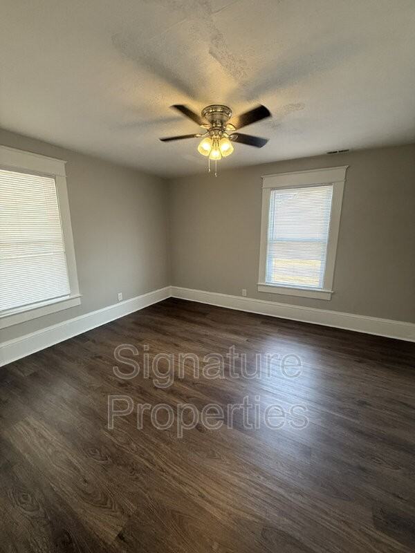 180 W Balview Ave #B - Photo 7 of 18
