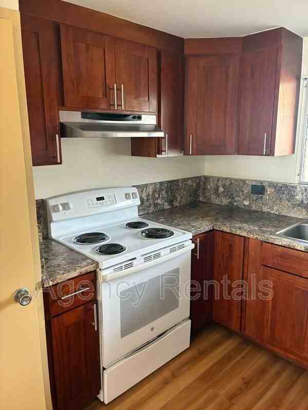 1519 Nehoa St #104 - Photo 4 of 15