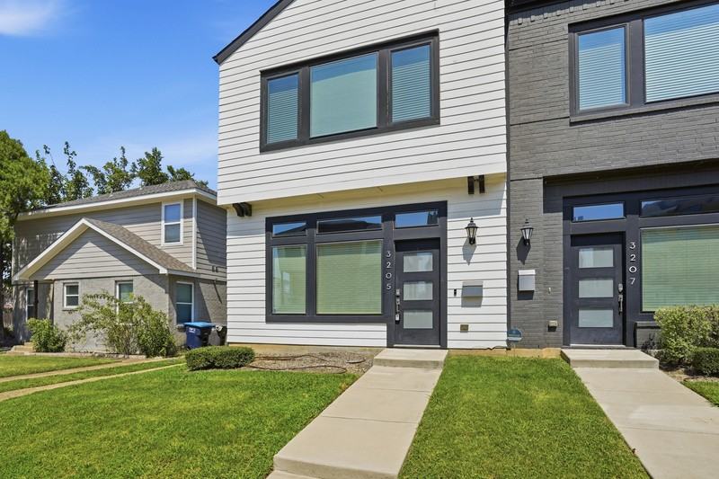 3205 Forest Park Blvd - Photo 2 of 27