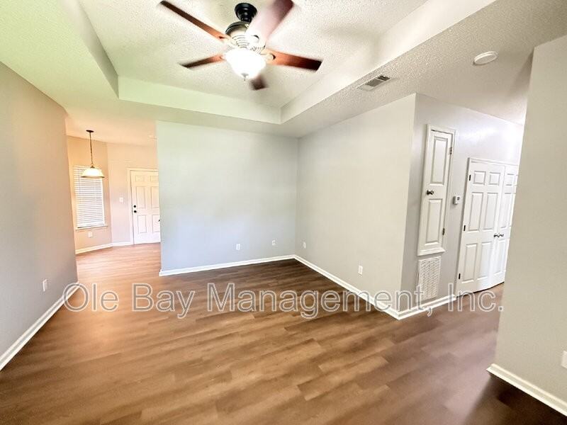 3420 Fairfield Rd - Photo 5 of 11