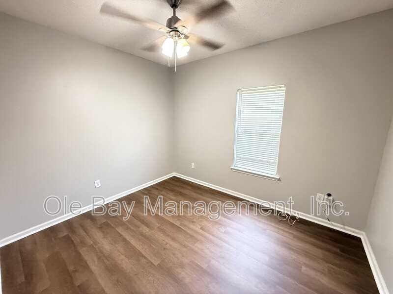 3420 Fairfield Rd - Photo 6 of 11