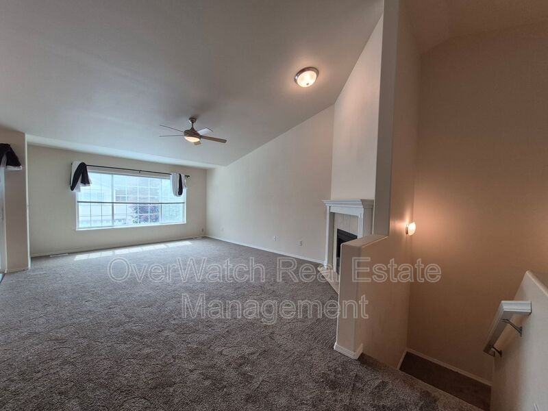 5595 Sapphire Loop - Photo 2 of 17