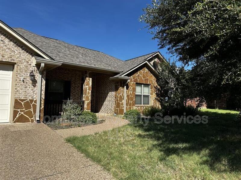 10412 Whitney Trce - Photo 2 of 20