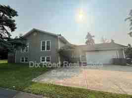 featured image of 4107 Central Ave