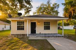1520 W 27th St - Photo 1 of 1