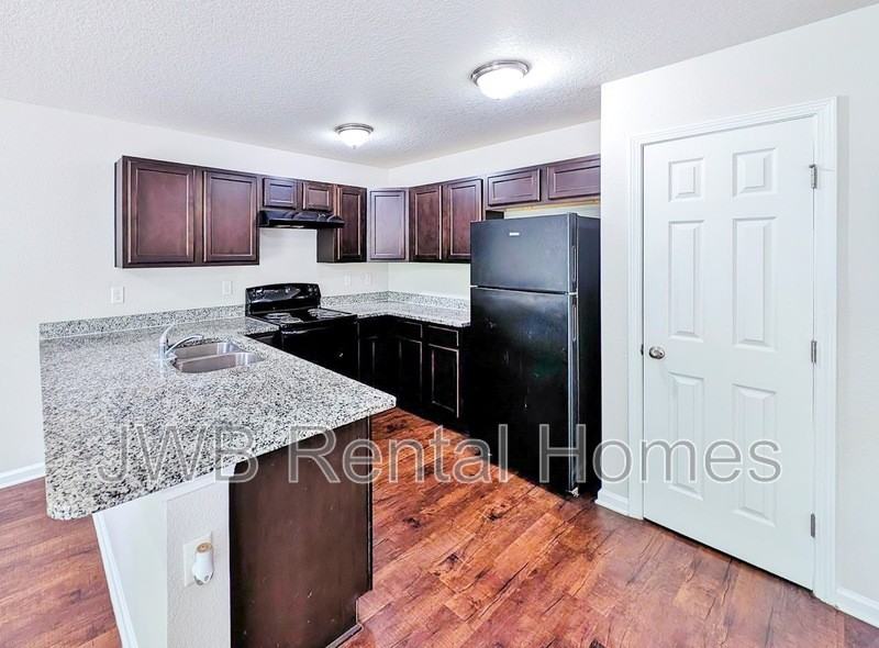 6543 Zora St - Photo 2 of 12