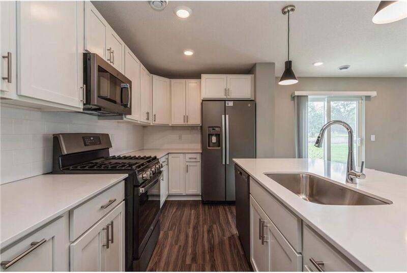 10634 Weston Way N - Photo 2 of 25