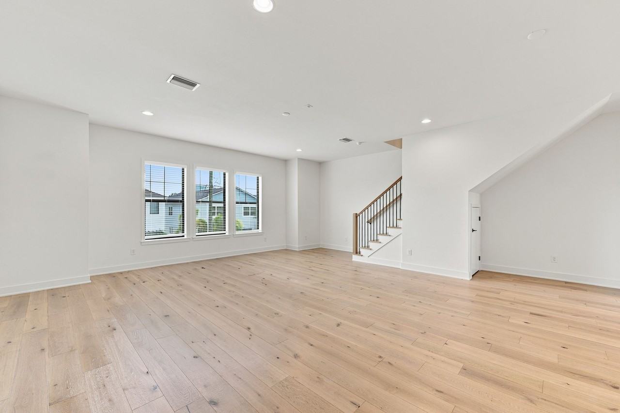 4324 W Gray St #3 - Photo 4 of 44