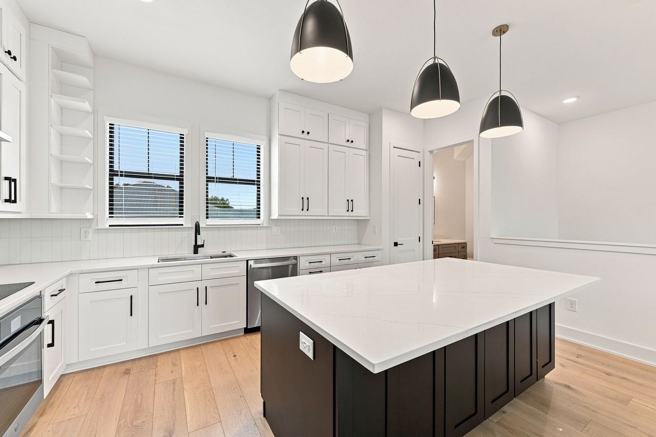4324 W Gray St #3 - Photo 7 of 44