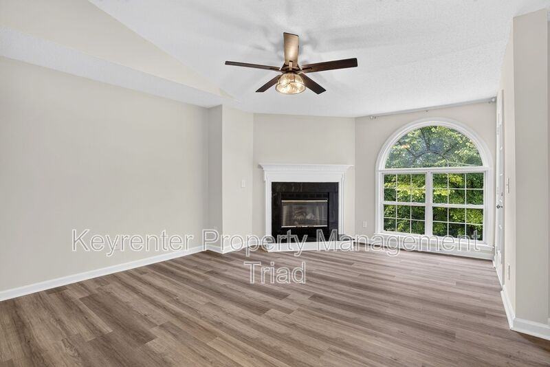 3638 Morris Farm Dr #3B - Photo 4 of 31