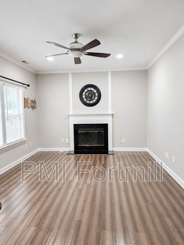 1903 Dundalk Rd - Photo 5 of 29