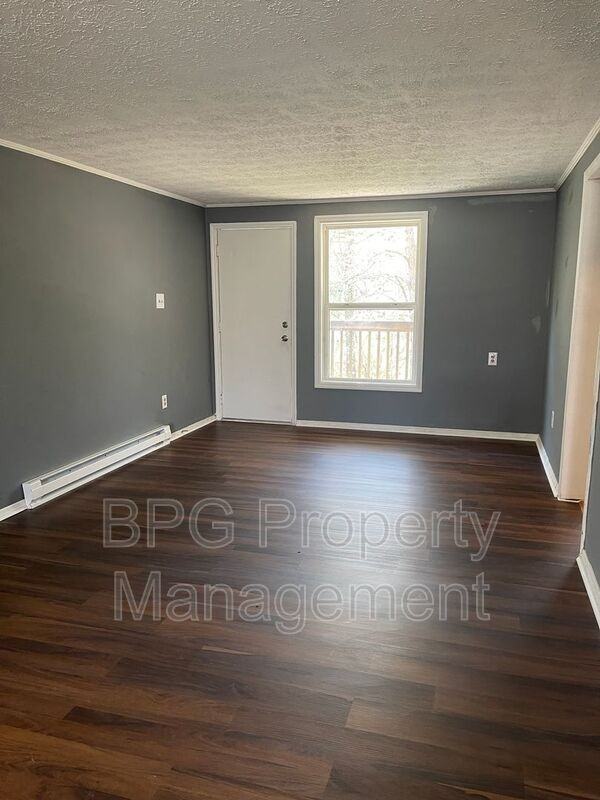 123 Circle Dr #32 - Photo 4 of 8