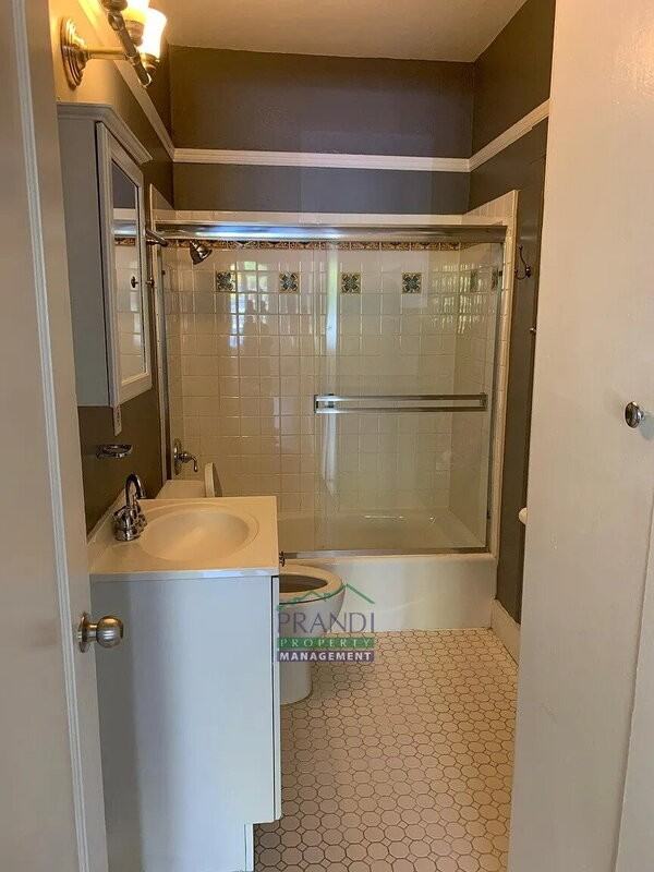 106 Union St #2 - Photo 4 of 11