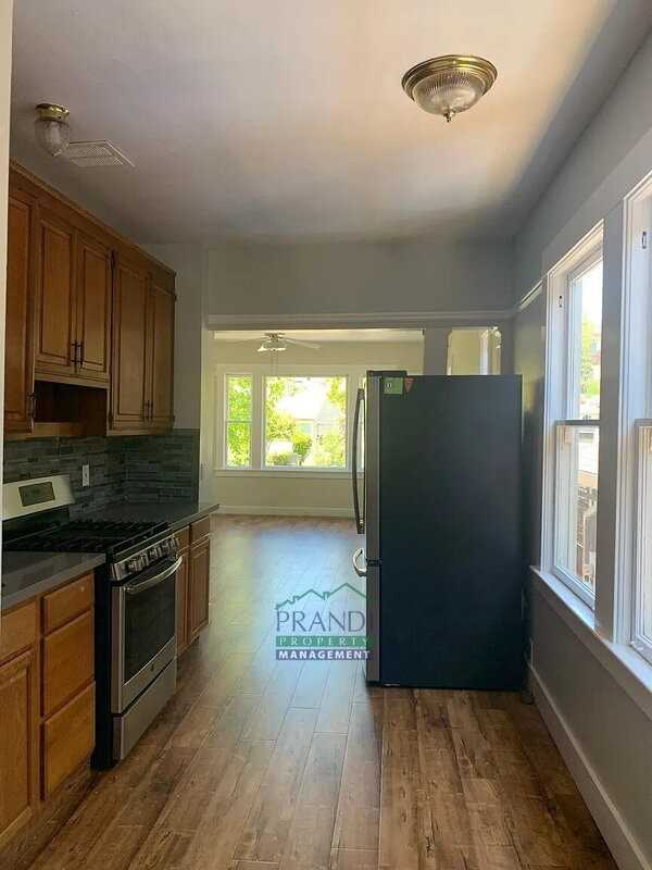 106 Union St #2 - Photo 6 of 11