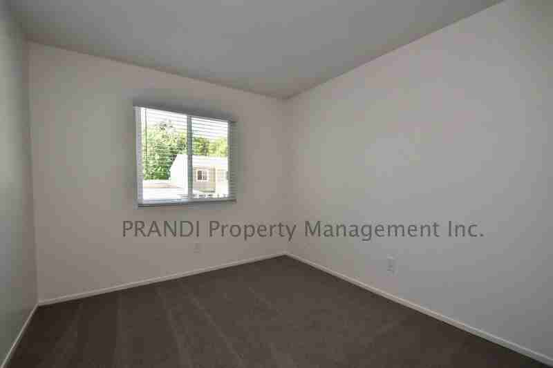 110A Oliva Ct - Photo 5 of 11