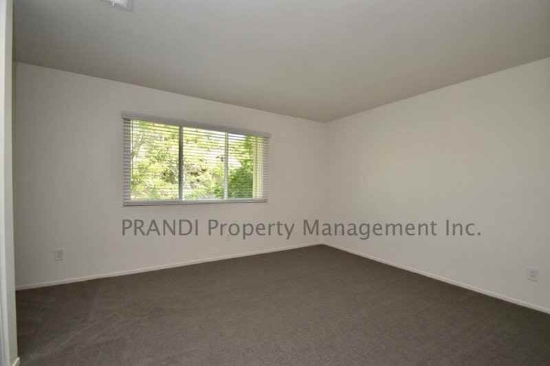 110A Oliva Ct - Photo 7 of 11