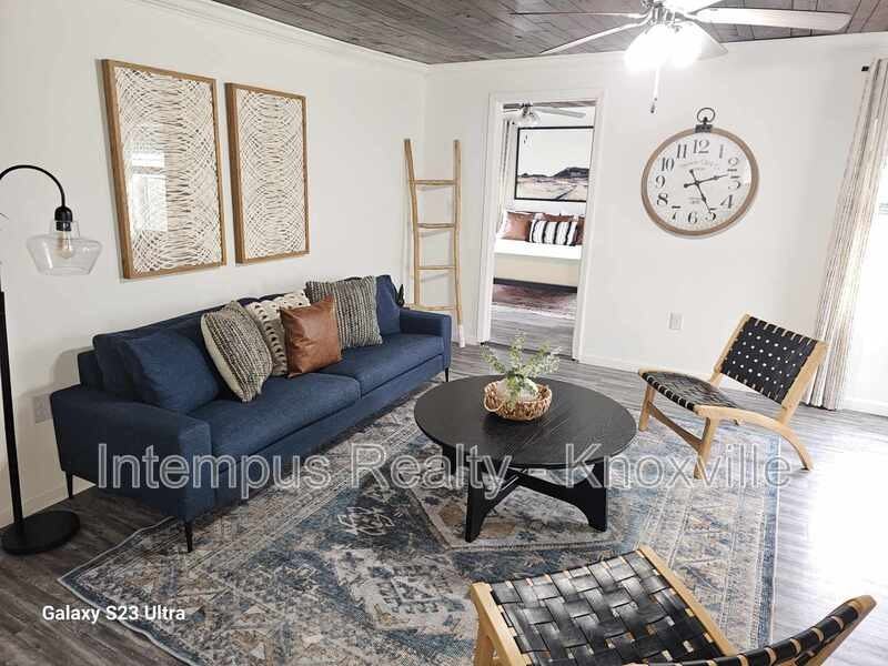 1104 E Hendron Chapel Rd - Photo 3 of 39