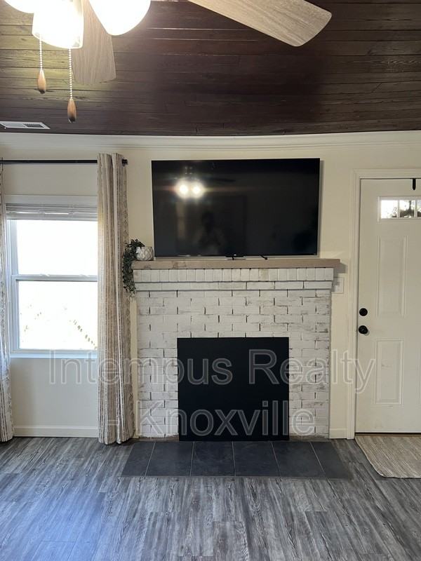 1104 E Hendron Chapel Rd - Photo 4 of 39