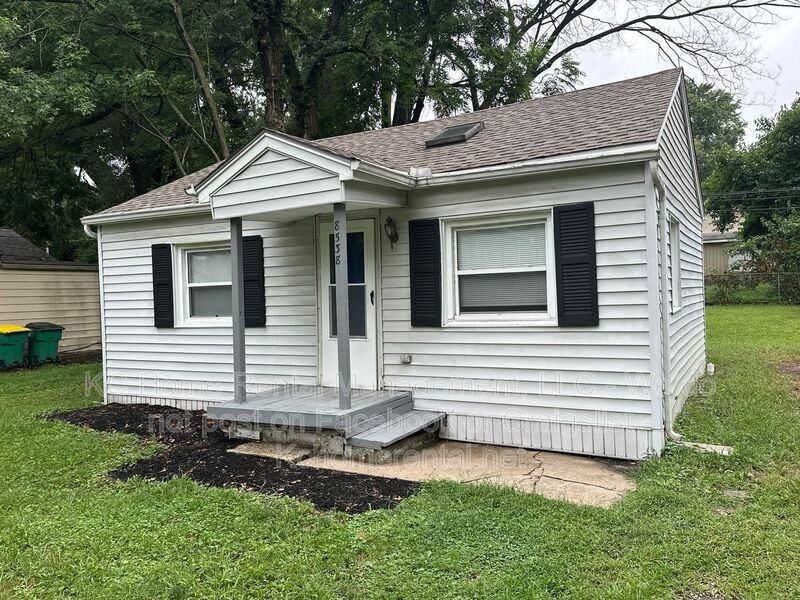 8538 England St - Photo 2 of 24