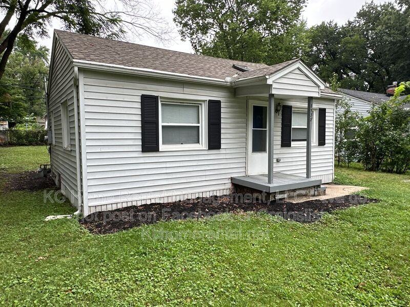 8538 England St - Photo 3 of 24