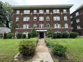 featured image of 305 Gladstone Blvd