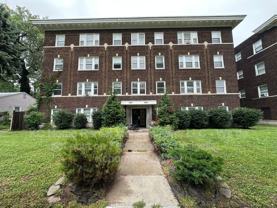 305 Gladstone Blvd - Photo 1 of 1
