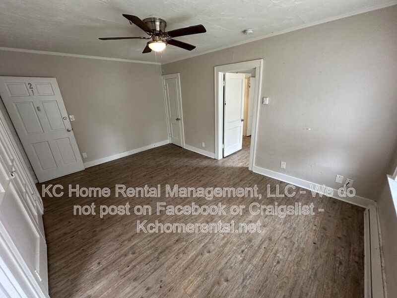 305 Gladstone Blvd - Photo 7 of 18