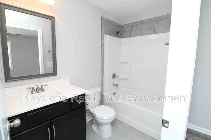 1611 Railton Ct #I - Photo 2 of 15