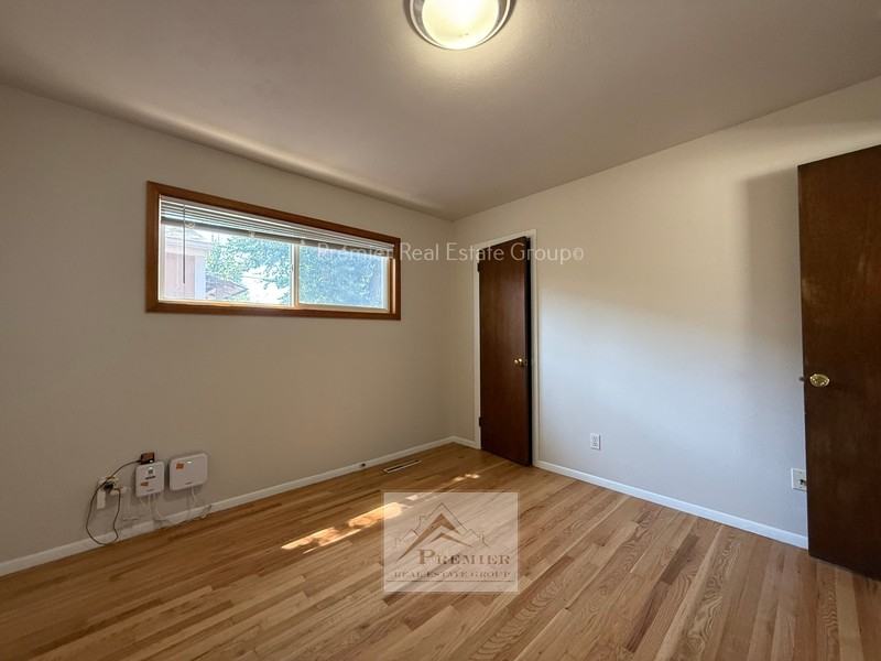109 Jasper Dr - Photo 5 of 9
